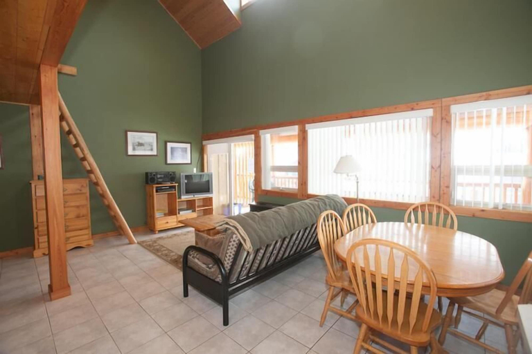 Others 5, Outlaws Inn by Apex Accommodations, Okanagan-Similkameen