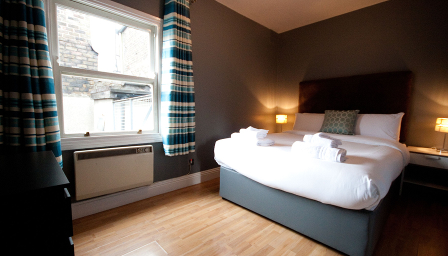 Bedroom 2, Temple Bar Dublin City Apartments, Dublin
