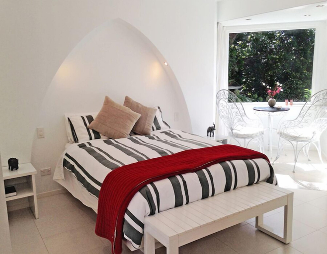 Bedroom 3, Ohiwa Seascape Studios, Opotiki