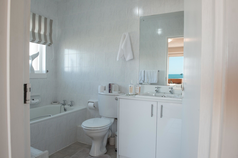Bedroom 4, Jeffreys Bay Beach Accommodation, Cacadu