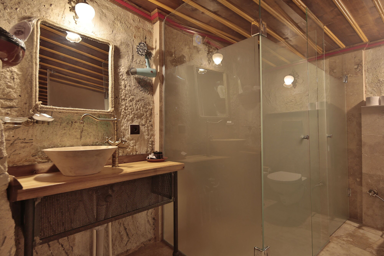 Bathroom 5, Aren Cave Hotel, Nevşehir