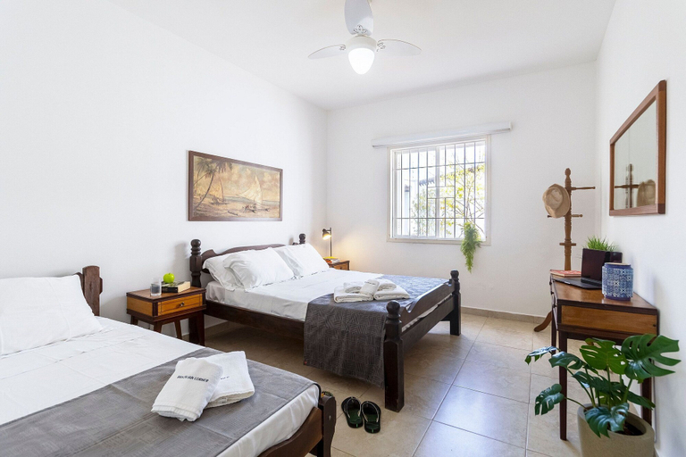 Bedroom 2, Casa a 50m da Praia com Churrasqueira, Itanhaém