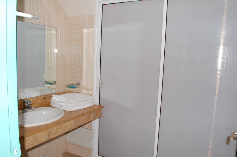 Bathroom 3, Appart Hôtel Azour, Agadir-Ida ou Tanane