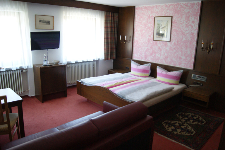 Bedroom 2, Gästehaus Charlotte, Miesbach