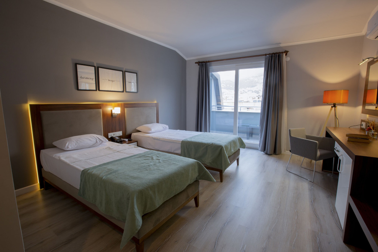 Bedroom 4, HMA Hotel & Suites, Alanya