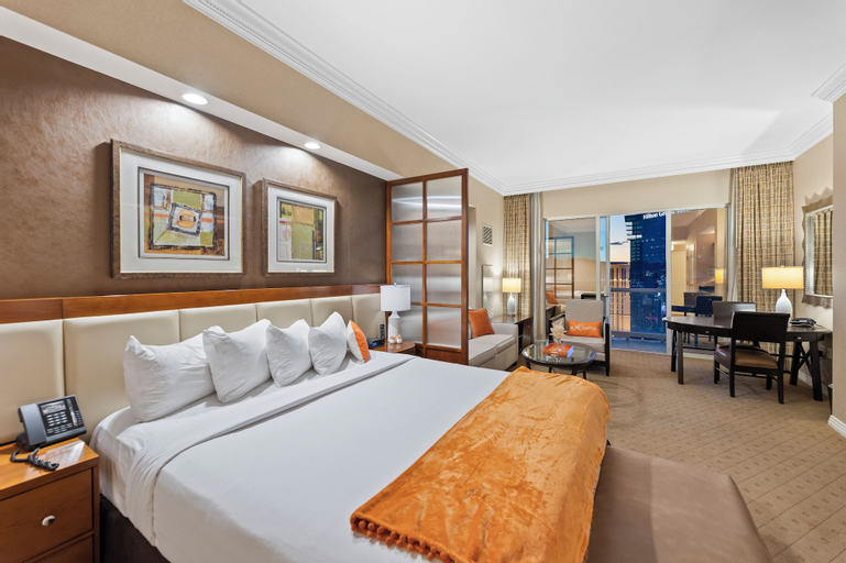 Bedroom 2, Lucky Gem Penthouse Suites at Signature, Clark