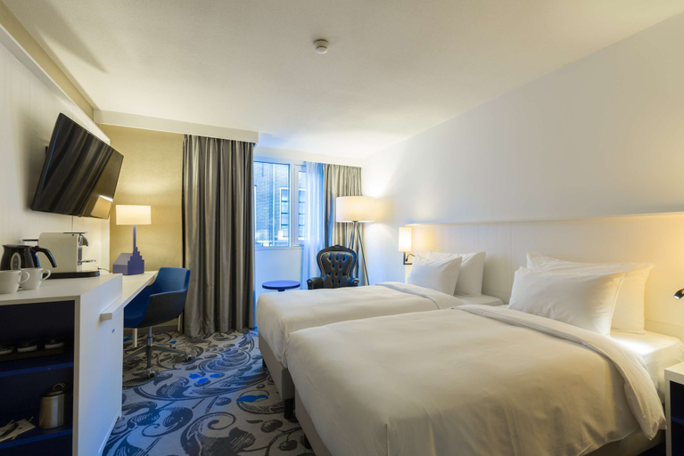 Bedroom 2, Radisson Blu Hotel Amsterdam, Amsterdam