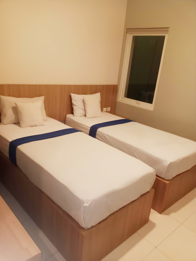 LOGIN HOTEL by Rainbow House Room Type - Deluxe Twin Bed Room Only
