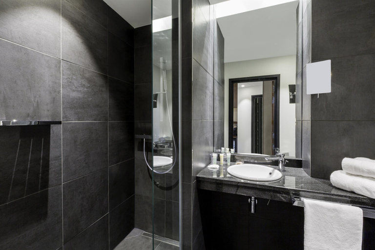 Bathroom, Best Western Plus Hotel Les Humanistes, Bas-Rhin