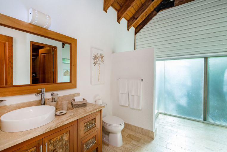 Bathroom 4, Luxury Villa at Cap Cana Resort, San Rafael del Yuma