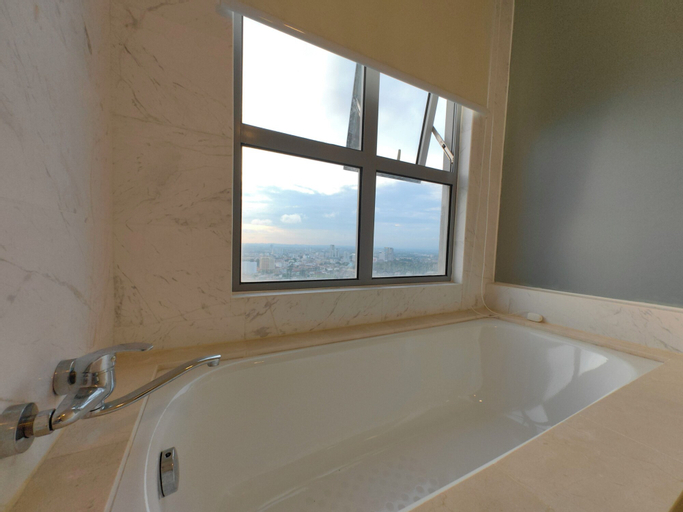 Bathroom 10