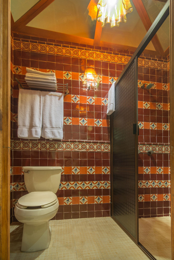 Bathroom 3, Hotel Casa del Naranjo, Pátzcuaro