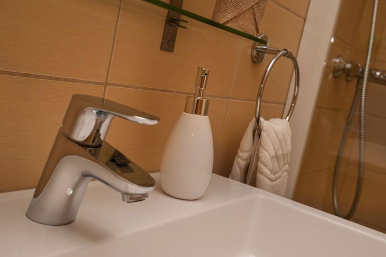 Bathroom 4, VILLA LIVIA APARTMENTS, Bol