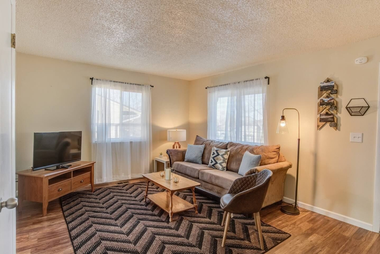 Others 5, 2BR Aptmt Parks Private Deck, Mountain Views!, El Paso