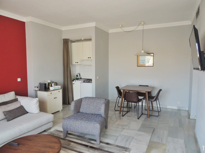 Others 4, Apartament Suite in Hotel Pyr, Málaga