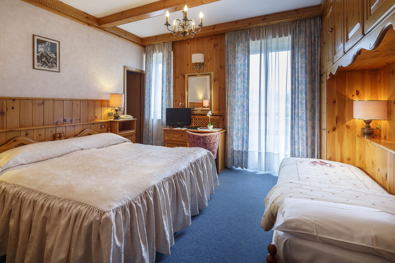 Bedroom 3, Columbia, Belluno