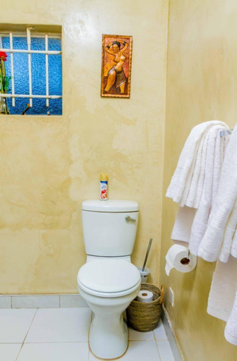 Bathroom 5, Pazuva Hillside, Harare