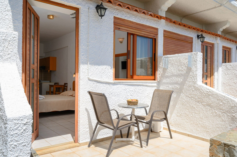 Others 4, Adonis Hotel, Crete