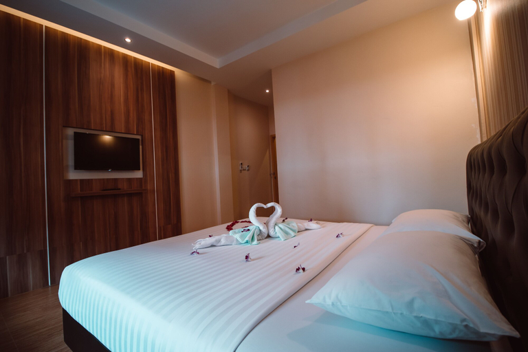 Bedroom 3, Triple Trees, Lam Luk Ka