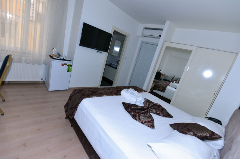 Bedroom 4, Beyaz Kosk Hotel, Kadıköy