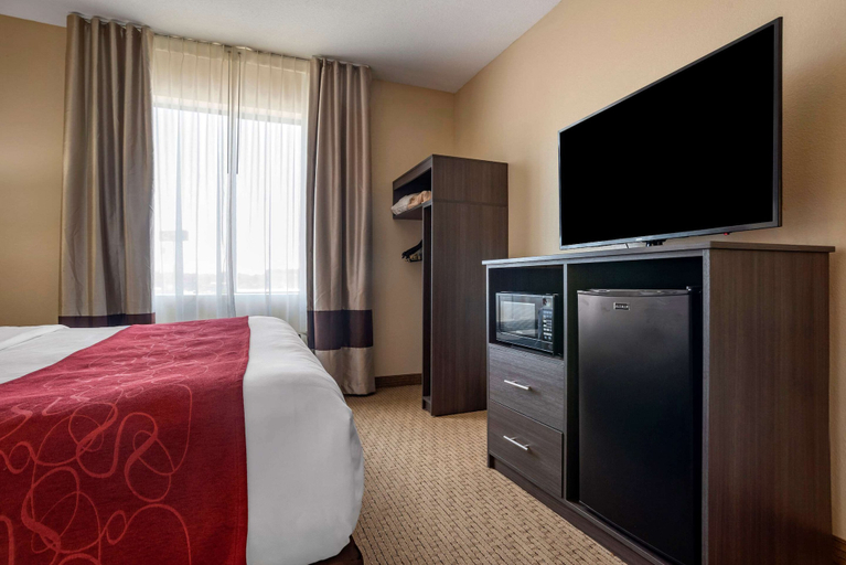 Bedroom 3, Comfort Suites Mobile, Mobile