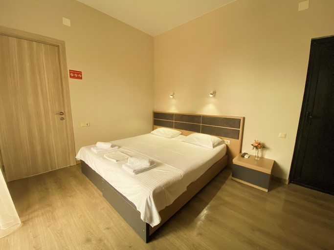 Others 2, Hotel VS, Kobuleti
