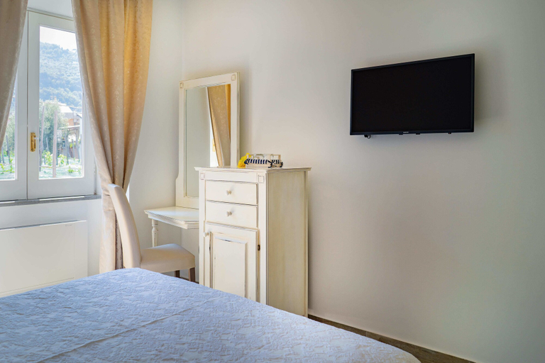Bedroom 2, Lemon Factor Sorrento, Napoli