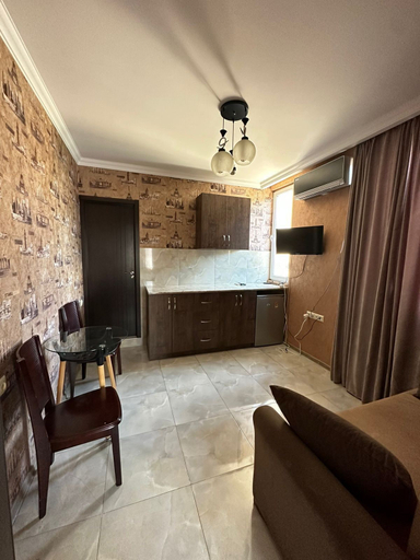 Others 5, Hotel Piano, Tbilisi