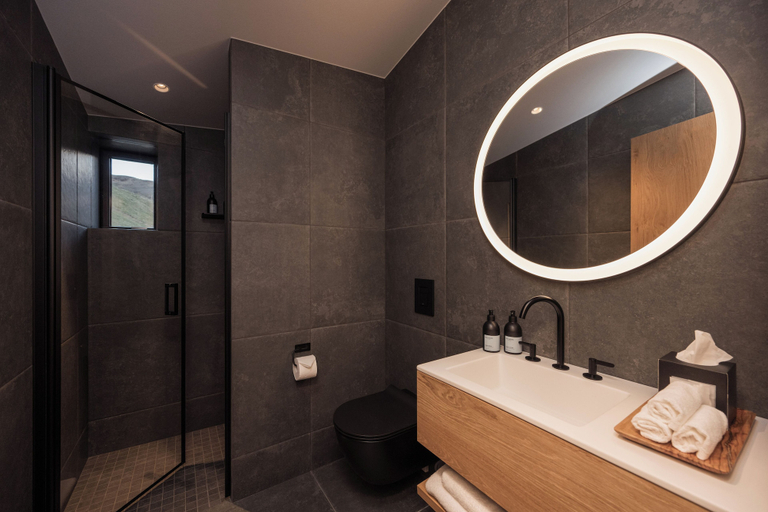 Bathroom 4, Highland Base Kerlingarfjöll, Hrunamannahreppur