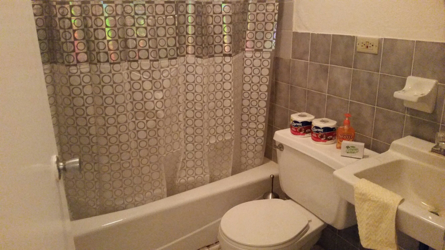 Bathroom 3, Star Self-Serviced Apartment Rentals