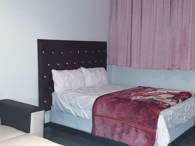 Bedroom 3, Main Street Life, City of Johannesburg