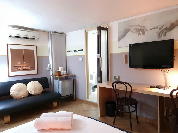 Bedroom 4, Somewhere to Escape - Hometel, Bang Rak