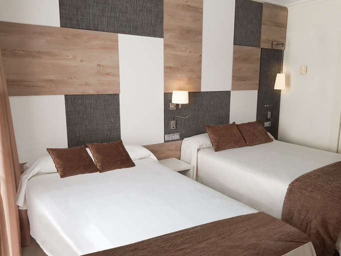 Bedroom 3, Hotel Cesar Augustus, Tarragona