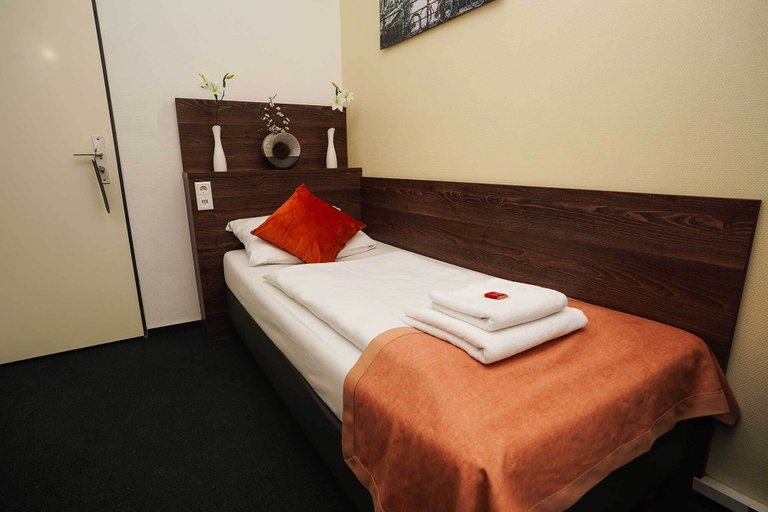 Bedroom 4, Hotel Little Paris by ANS, Frankfurt am Main