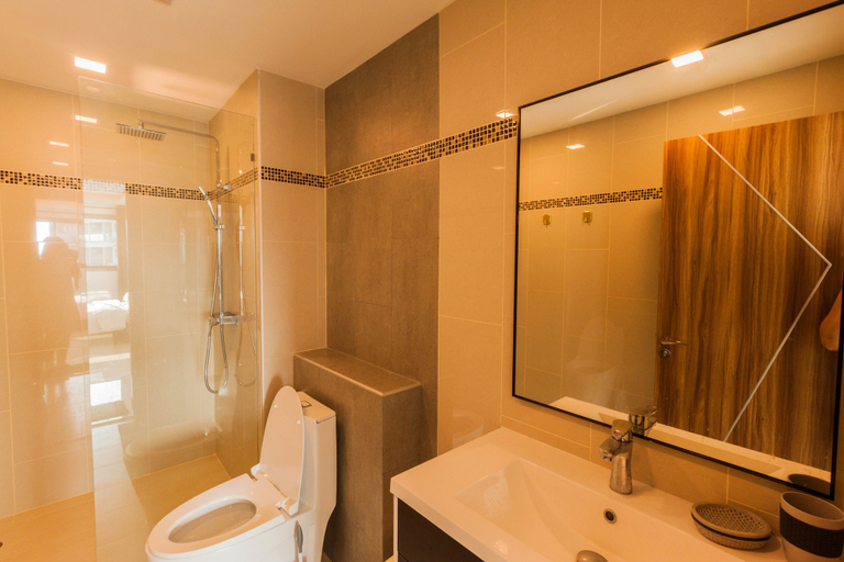 Bathroom 4, Maldives Resort by PSR ASIA, Pattaya