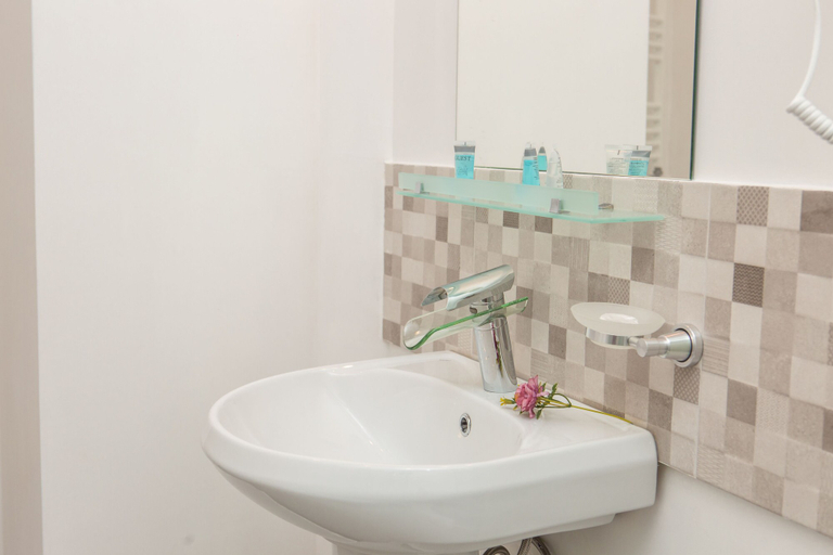 Bathroom 3, Vista Hotel, Tbilisi