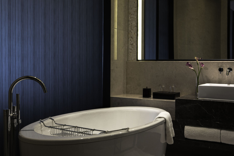 Bathroom 5, Pullman Shanghai Xuhui, Shanghai