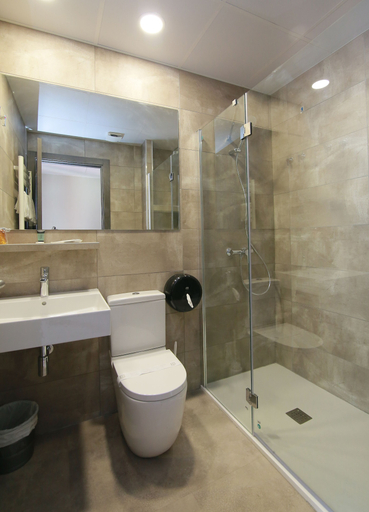Bathroom 4, Hotel Esplugues, Barcelona
