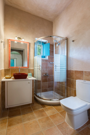 Bathroom 5, Pandora, Peloponnese