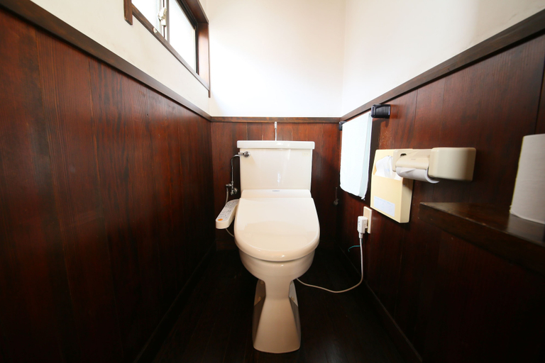 Bathroom 4, Izumiya Zenbe, Matsumoto