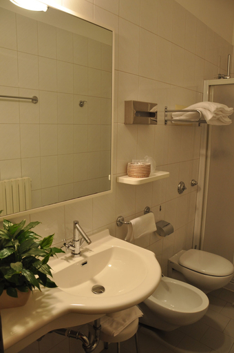 Bathroom 3, Le Calandre Hotel, Padua