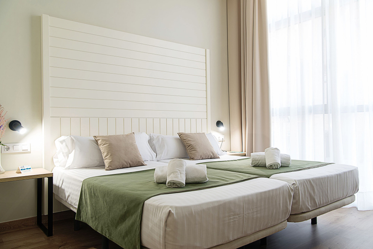 Bedroom 2, DWO Valencia, Valencia