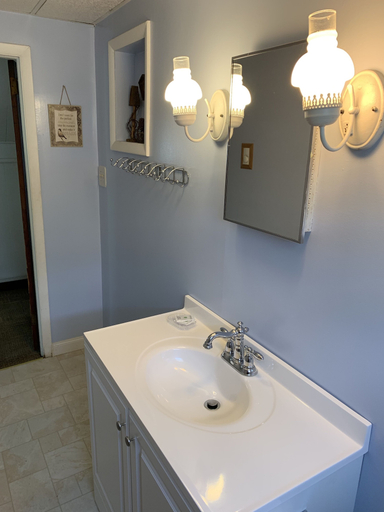 Bathroom 4, Echo Valley Cottages, Monroe