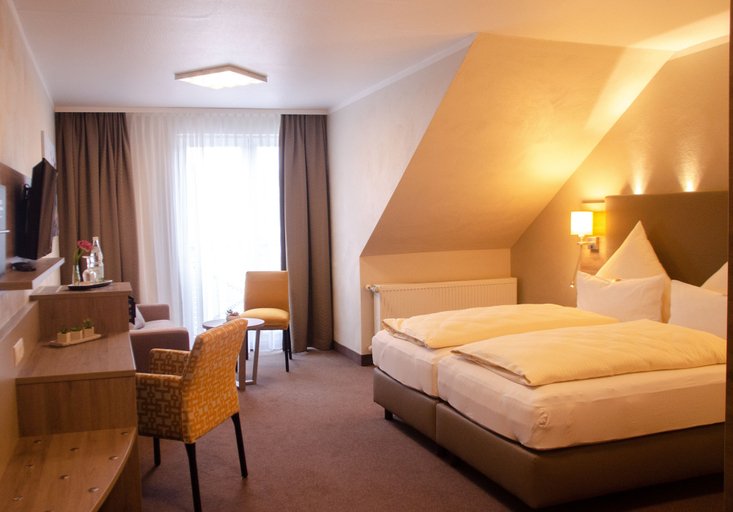 Bedroom 3, Hotel Morjan, Koblenz