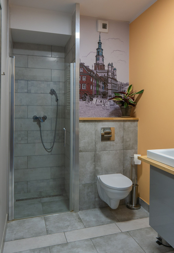 Bathroom 4, Moon Hostel Poznań, Poznań City