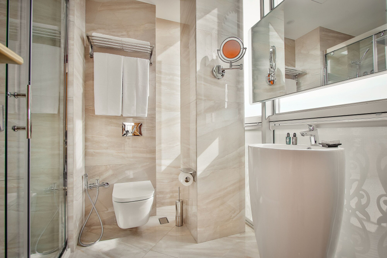 Bathroom 4, New Tiflis Hotel, Tbilisi