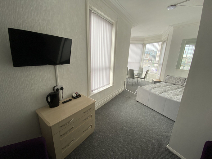 Others 5, Honley Hotel, Blackpool