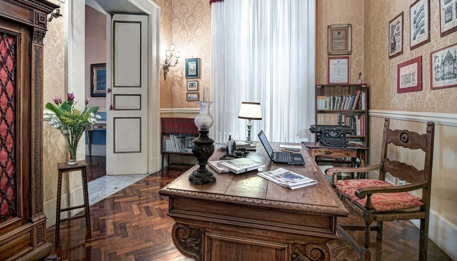 Others 4, Lady Mary's Tribunali Luxury Suite, Napoli
