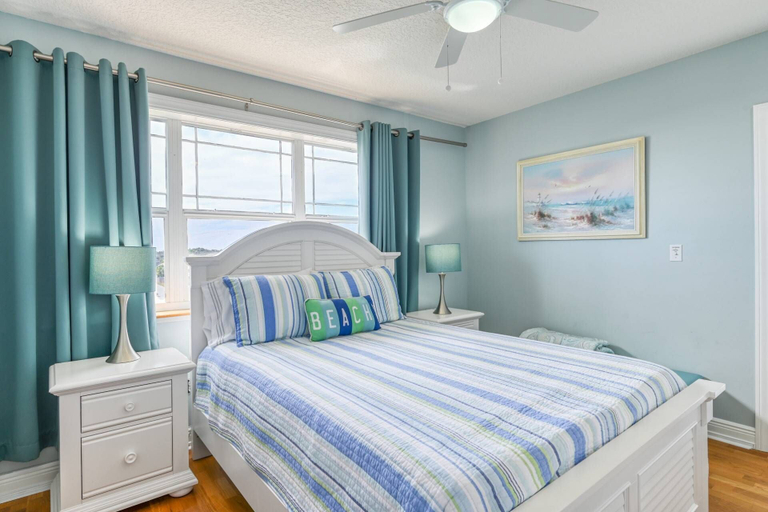 Bedroom 3, Atlantic Blue, Saint Johns