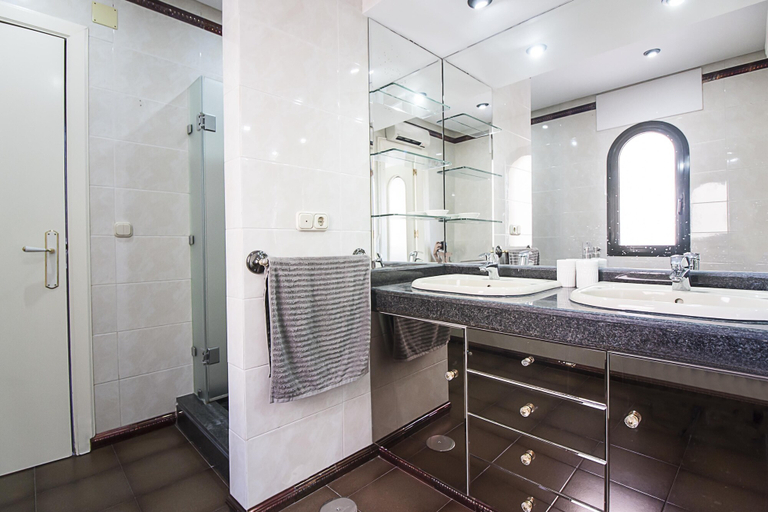 Bathroom 4, Tomas FreshApartments by Bossh Hotels, Málaga